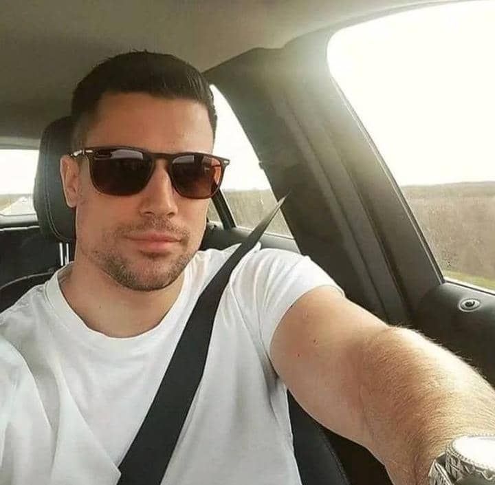 <em>Juan Carlos</em>